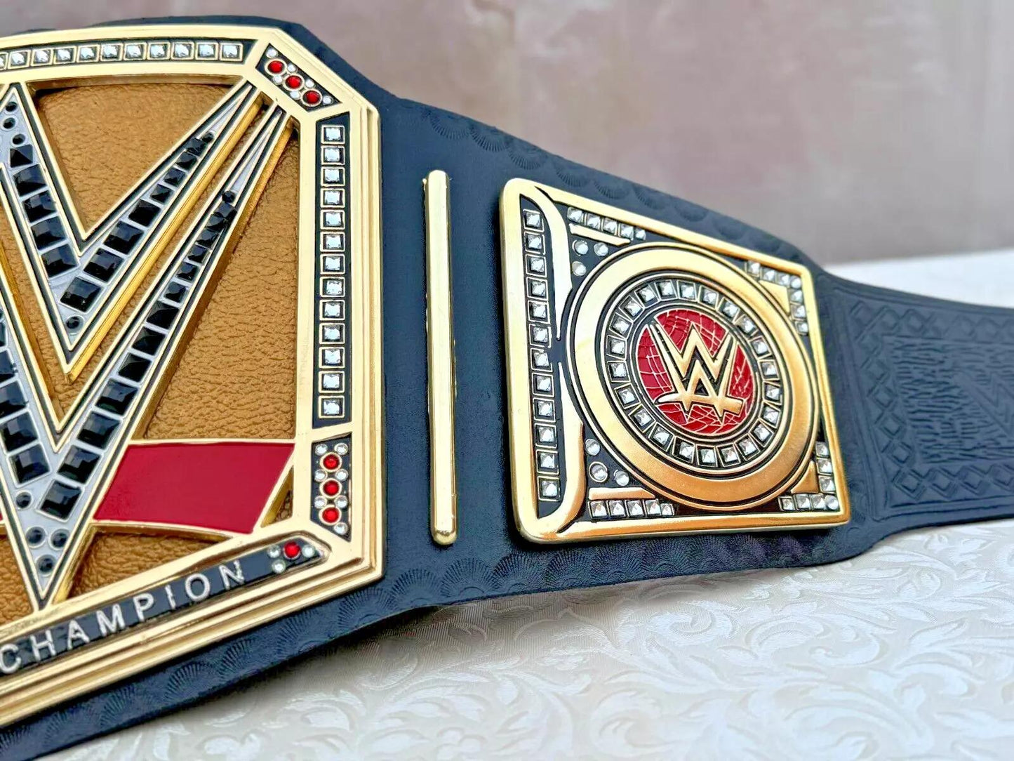 Undisputed World Heavyweight Wrestling Championship Belt