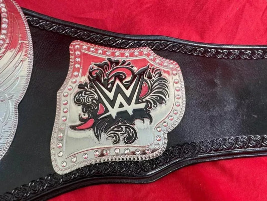 Divas Women's Aj lee Wrestling Championship Replica Belt: Brass and Leather