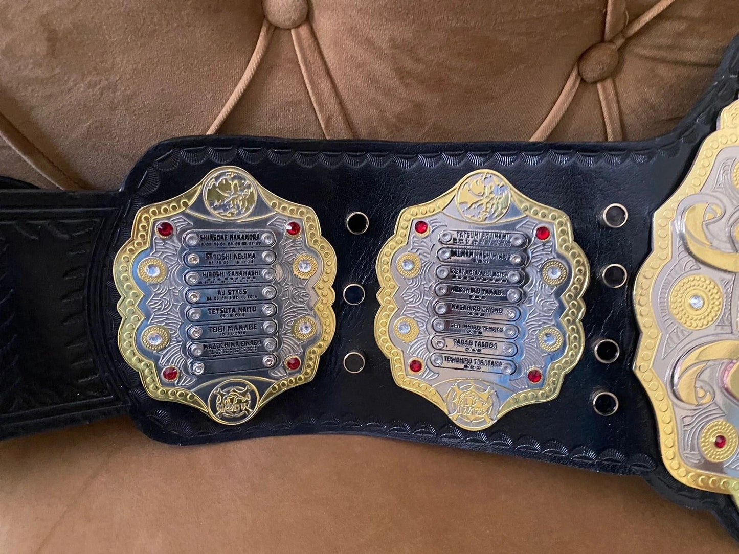 V4 IWGP World Heavyweight Championship Replica Belt