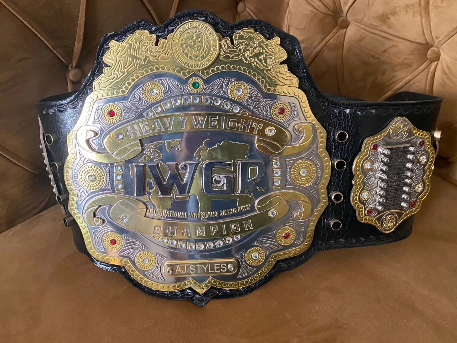 V4 IWGP World Heavyweight Championship Replica Belt