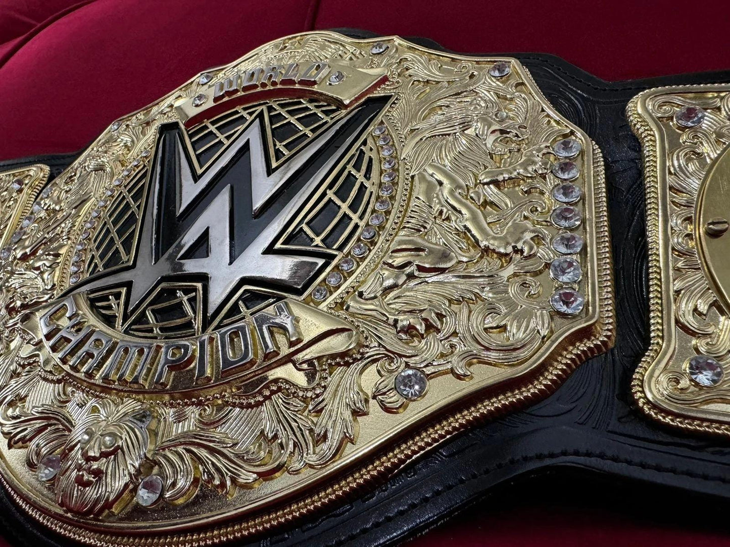 WWE New World Heavyweight Championship Replica Belt | Custom Seth Rollins Side Plates